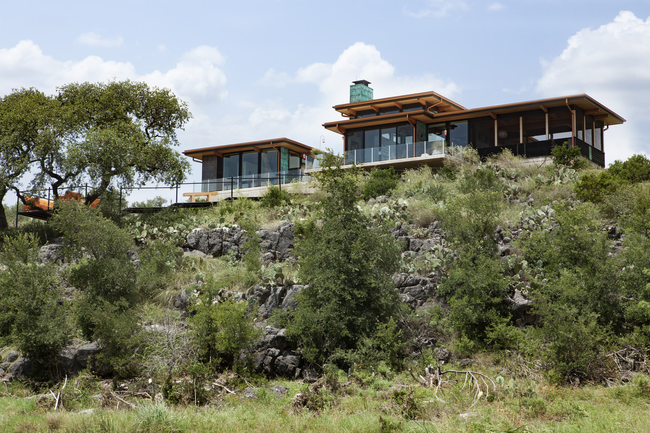 Om-studio-hestia-WSJ-exterior