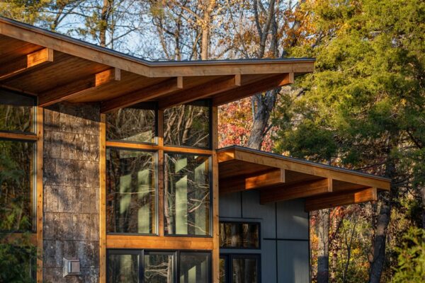 Bear Creek Cedar Homes | Lindal Custom Elements Grove Inn - 6