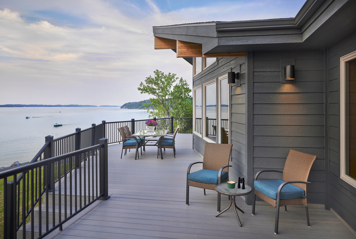 41943_Exterior_Bayside_NY_8_FIX_Bear Creek Cedar Homes