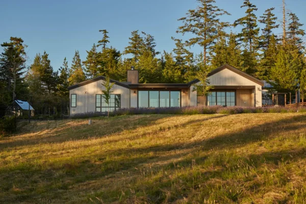 Custom home - 42128_Exterior_Custom_Lopez_WA (1)