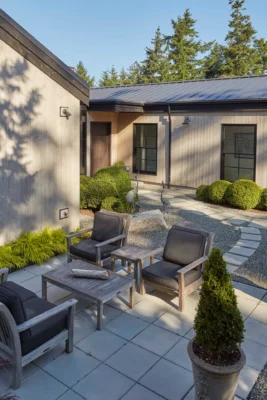 Custom home - 42128_Exterior_Custom_Lopez_WA (28)