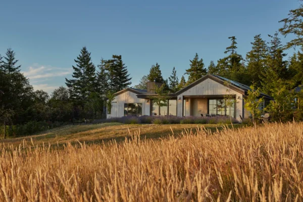 Custom home - 42128_Exterior_Custom_Lopez_WA (3)