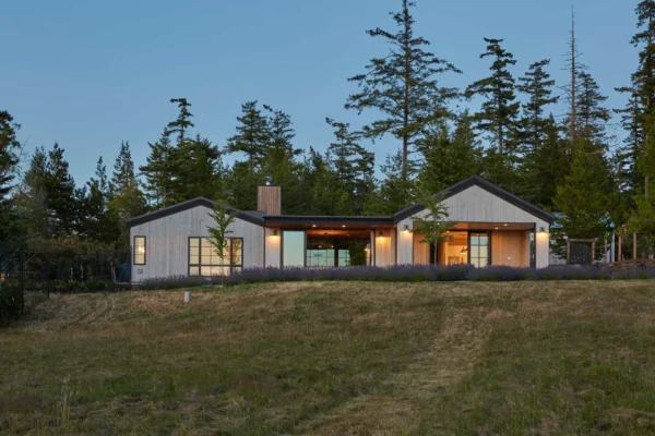 Custom home - 42128_Exterior_Custom_Lopez_WA (34)