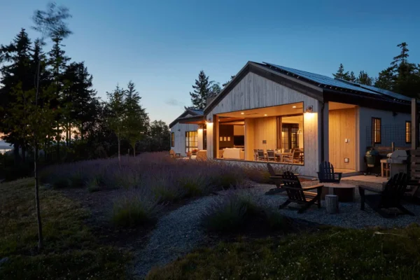 Custom home - 42128_Exterior_Custom_Lopez_WA (39)