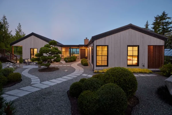 Custom home - 42128_Exterior_Custom_Lopez_WA (42)