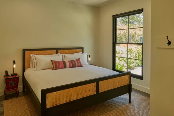 42128_Interior_Custom_Lopez_WA (17)