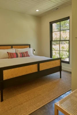 42128_Interior_Custom_Lopez_WA (18)