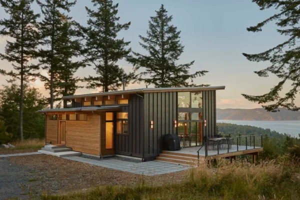 Custom Elements - Exterior_Bear Creek Cedar Homes (14)