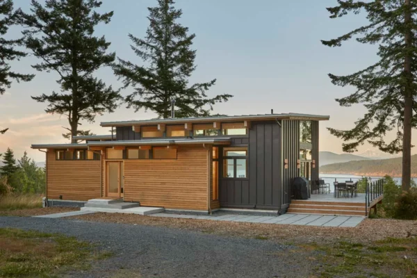 Custom Elements - Exterior_Bear Creek Cedar Homes (3)