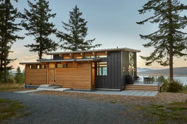 Custom Elements - Exterior_Bear Creek Cedar Homes (4)