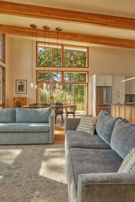 Custom Elements - Interior_Bear Creek Cedar Homes 19)